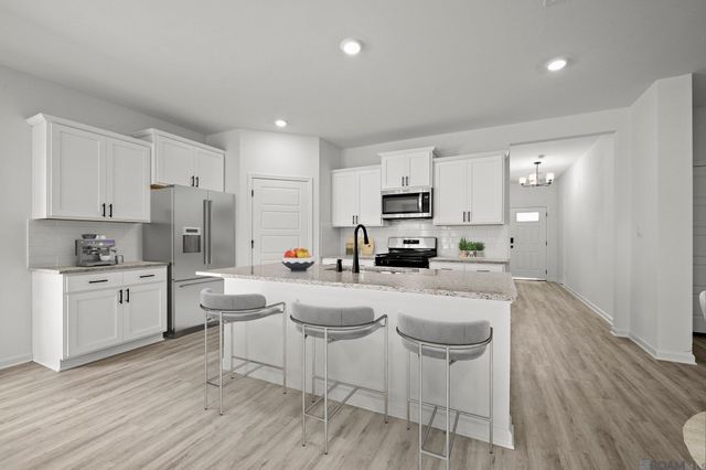 2122 Clark Ave, Zachary, LA 70791