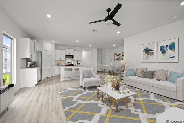2122 Clark Ave, Zachary, LA 70791