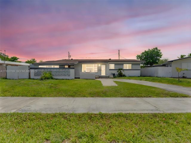 19931 Gulfstream Road, Cutler Bay, FL 33157