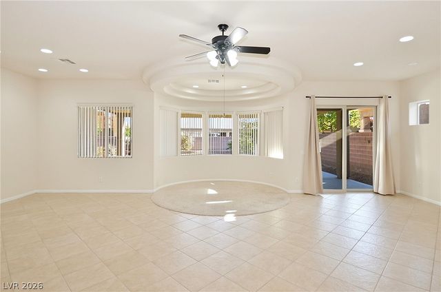 5707 Golden Leaf Avenue, Las Vegas, NV 89122