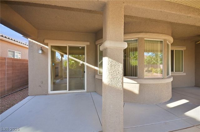 5707 Golden Leaf Avenue, Las Vegas, NV 89122