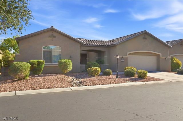 5707 Golden Leaf Avenue, Las Vegas, NV 89122