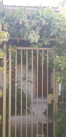 2638 Mangrove Way, Riverside, CA 92506