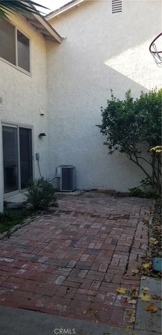 2638 Mangrove Way, Riverside, CA 92506