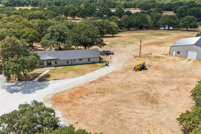 1111 Riley Road, Whitesboro, TX 76273