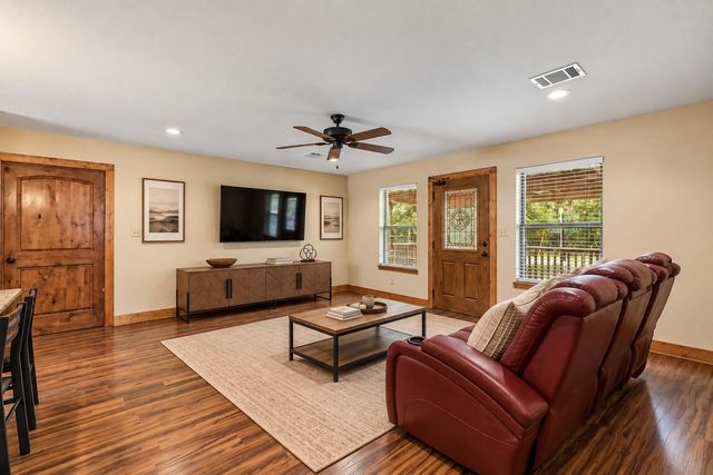 1111 Riley Road, Whitesboro, TX 76273