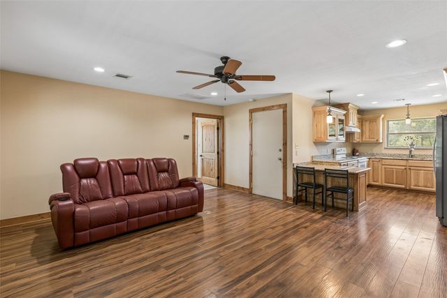 1111 Riley Road, Whitesboro, TX 76273