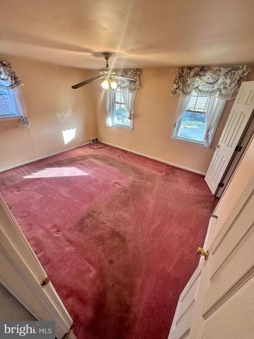 201 EMERALD LN, Media, PA 19063