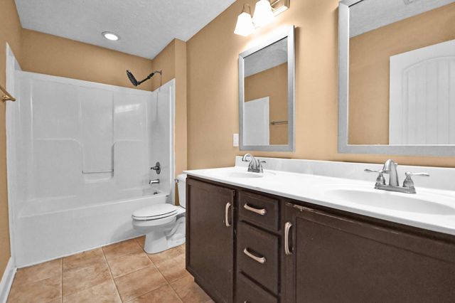 535 Falkland Circle, Clarksville, TN 37042