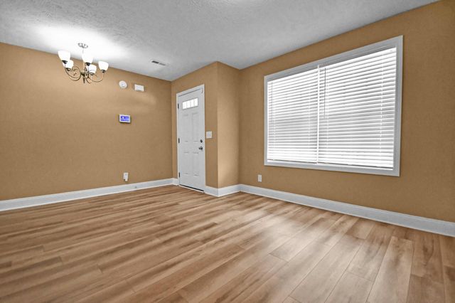 535 Falkland Circle, Clarksville, TN 37042