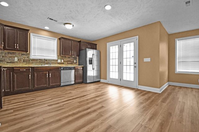 535 Falkland Circle, Clarksville, TN 37042