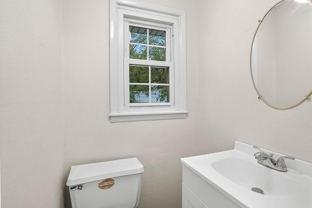 404 S Patricia Avenue, Nixa, MO 65714