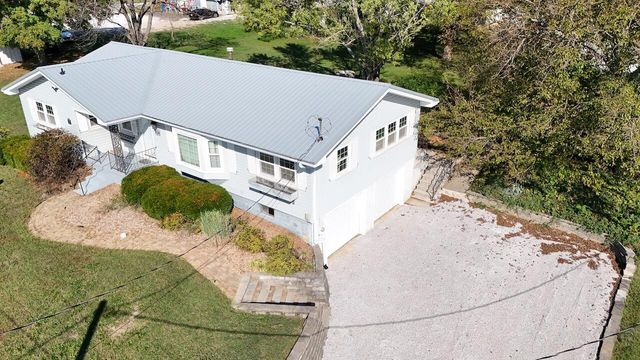 404 S Patricia Avenue, Nixa, MO 65714