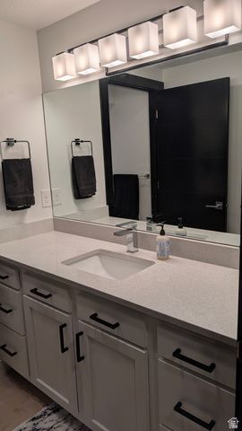 326 APRICOT GRV, Kaysville, UT 84037