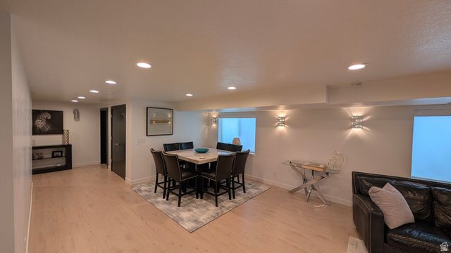 326 APRICOT GRV, Kaysville, UT 84037