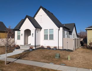 326 APRICOT GRV, Kaysville, UT 84037