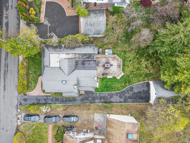170 Ocean Avenue, Woodmere, NY 11598