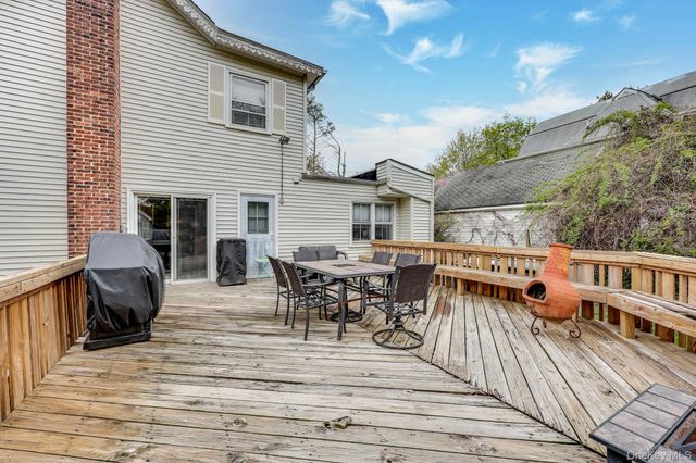 170 Ocean Avenue, Woodmere, NY 11598
