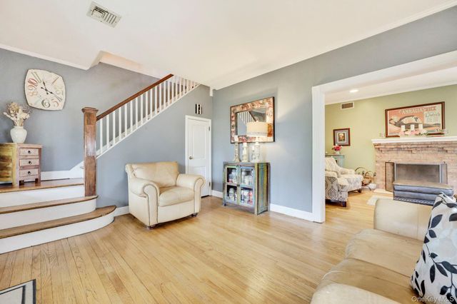170 Ocean Avenue, Woodmere, NY 11598