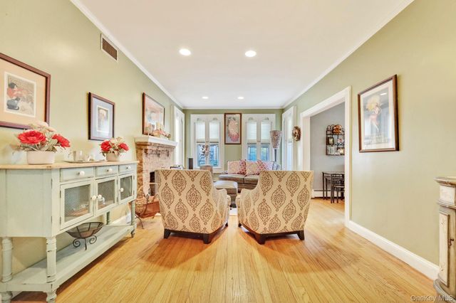 170 Ocean Avenue, Woodmere, NY 11598