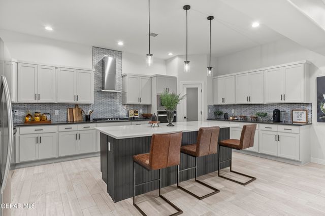 1850 Pommel Place, El Paso, TX 79911