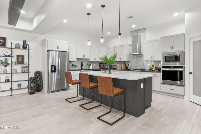 1850 Pommel Place, El Paso, TX 79911