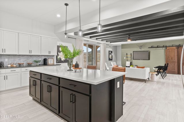1850 Pommel Place, El Paso, TX 79911