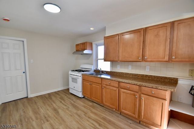 69 State Rt 23, Franklin Boro, NJ 07416