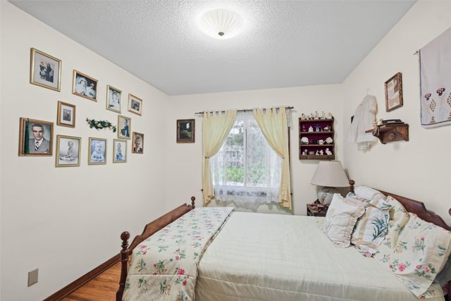 371 N Hickory Boulevard, Pleasant Hill, IA 50327