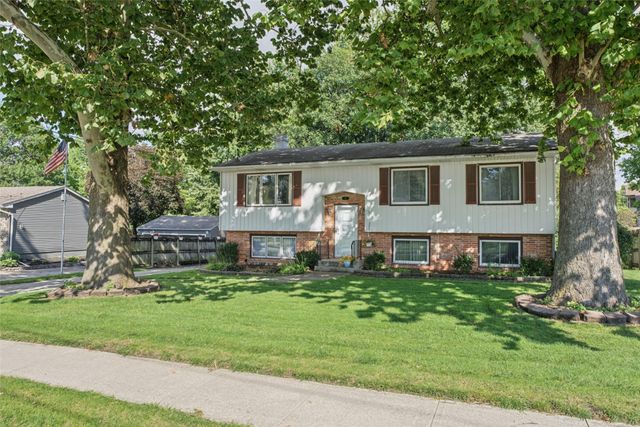371 N Hickory Boulevard, Pleasant Hill, IA 50327