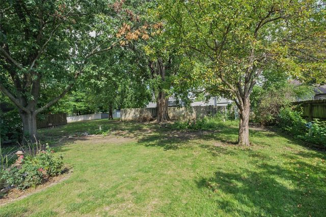 371 N Hickory Boulevard, Pleasant Hill, IA 50327
