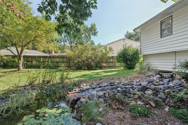 371 N Hickory Boulevard, Pleasant Hill, IA 50327