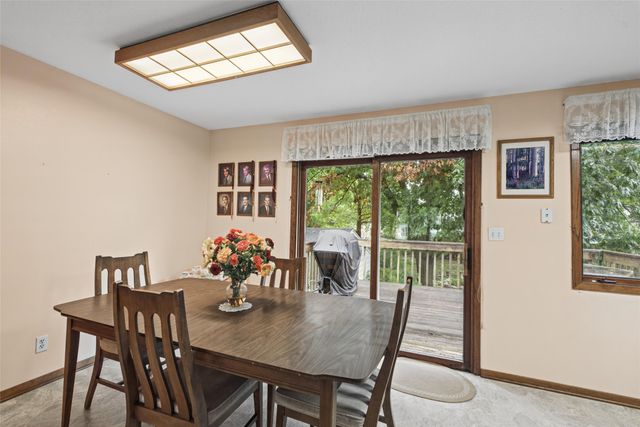 371 N Hickory Boulevard, Pleasant Hill, IA 50327