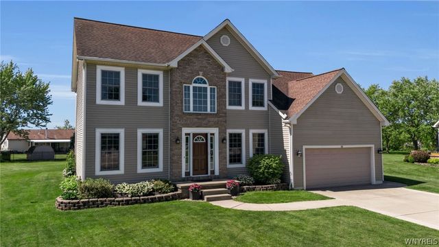 153 Nathans Trail, Lancaster, NY 14086
