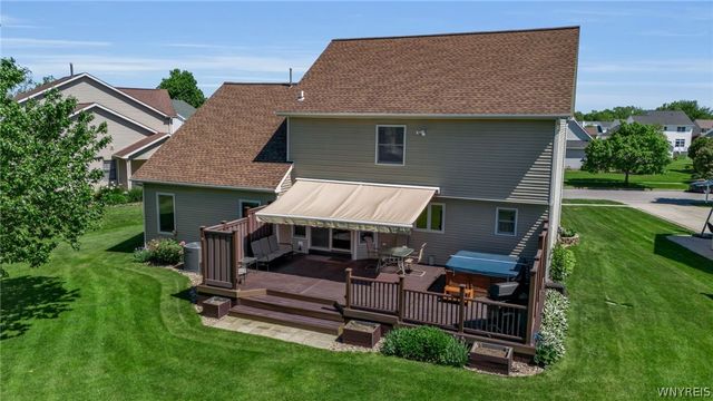 153 Nathans Trail, Lancaster, NY 14086