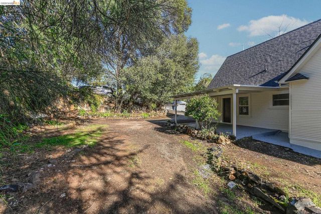 40 Upper Sunset Dr, Sonora, CA 95370