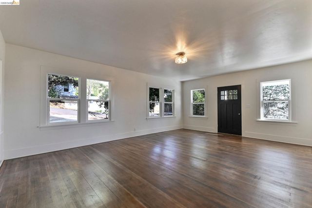 40 Upper Sunset Dr, Sonora, CA 95370