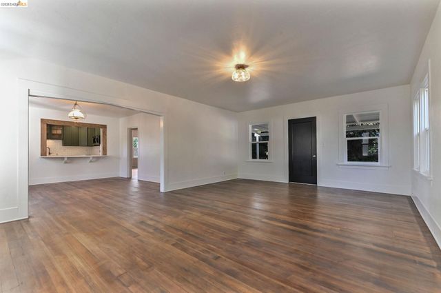 40 Upper Sunset Dr, Sonora, CA 95370