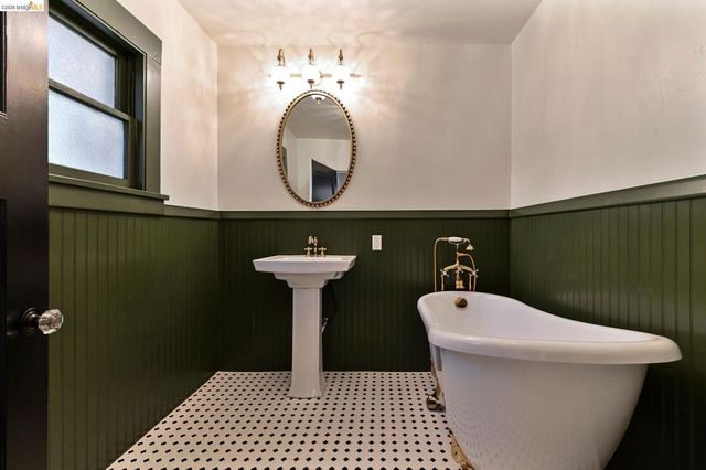 40 Upper Sunset Dr, Sonora, CA 95370