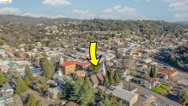 40 Upper Sunset Dr, Sonora, CA 95370