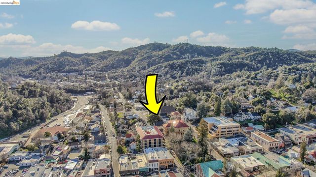 40 Upper Sunset Dr, Sonora, CA 95370