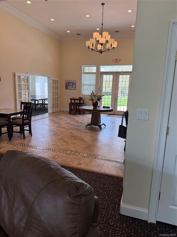 35 Wolfe Circle, West Nyack, NY 10994