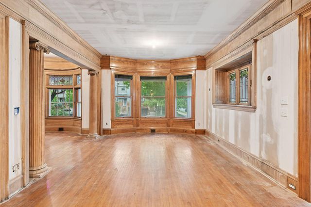 1820 Colfax Avenue S, Minneapolis, MN 55403