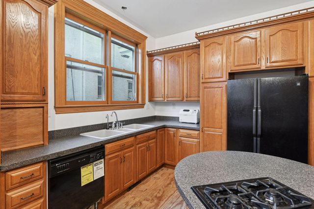 1820 Colfax Avenue S, Minneapolis, MN 55403