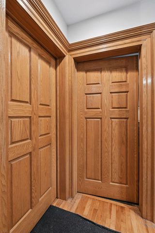 1820 Colfax Avenue S, Minneapolis, MN 55403