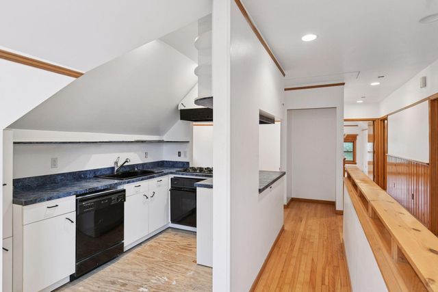 1820 Colfax Avenue S, Minneapolis, MN 55403