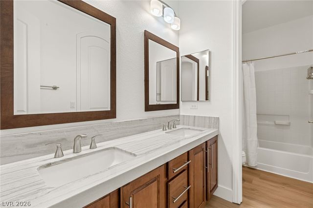11392 Corsica Mist Avenue, Las Vegas, NV 89135