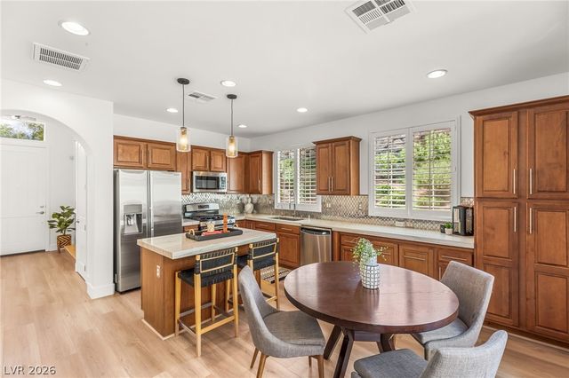 11392 Corsica Mist Avenue, Las Vegas, NV 89135