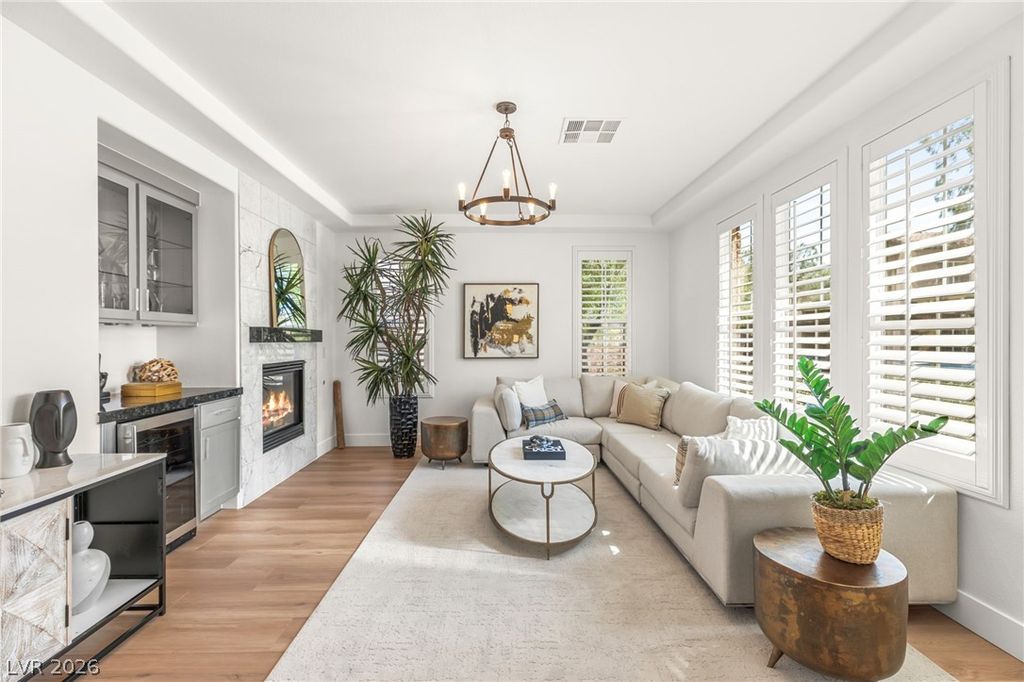 11392 Corsica Mist Avenue, Las Vegas, NV 89135