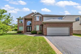2115 ALDWIN Drive, West Bloomfield Charter Township, MI 48324